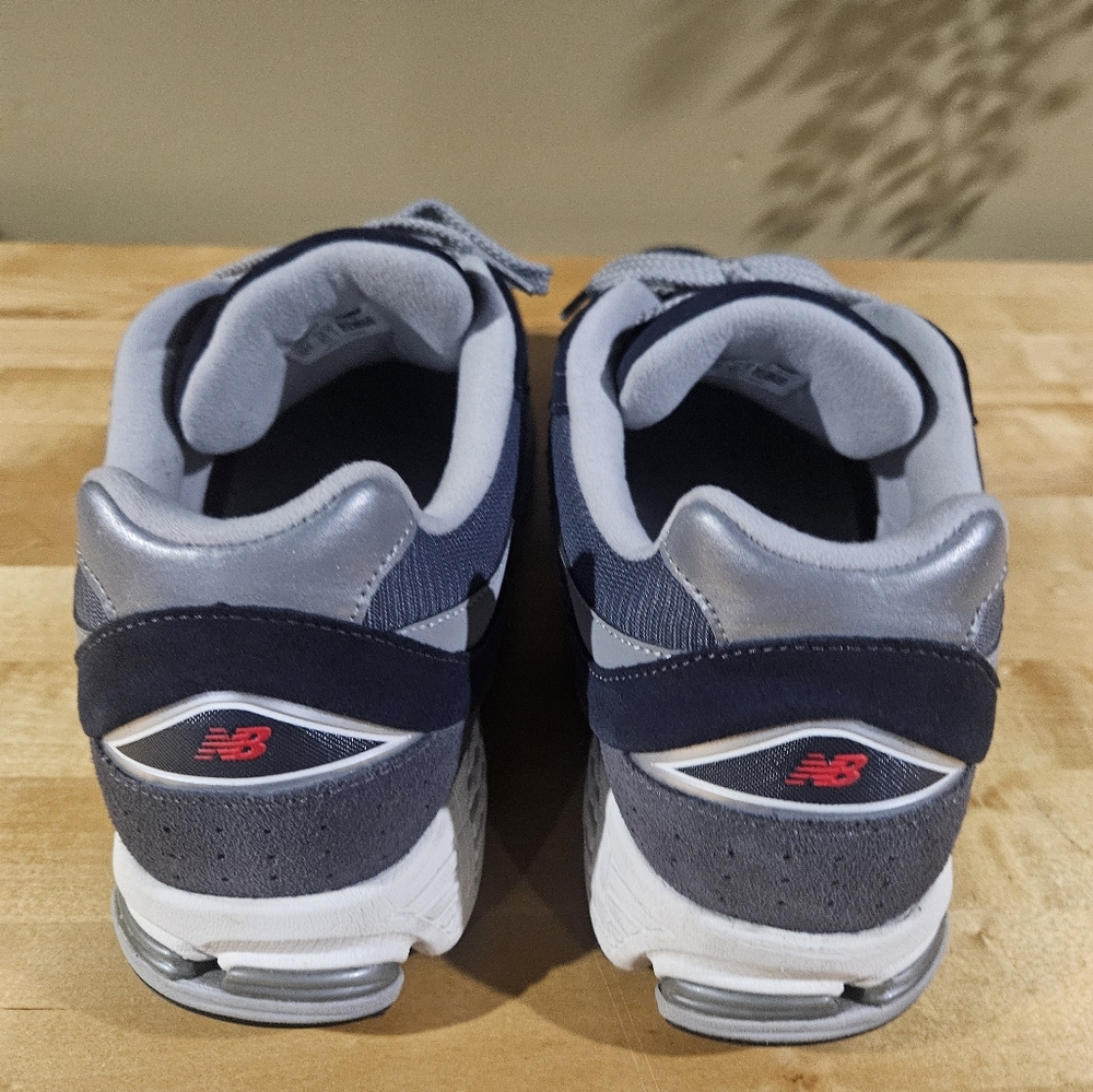 New Balance 2002r View 4
